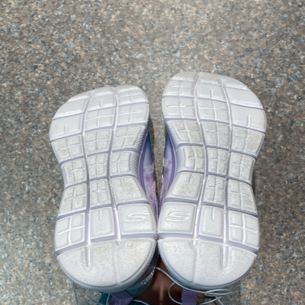 Skechers Toddler Kimie Tie-Dye Sneakers NWT Size 5 - Picture 5 of 5